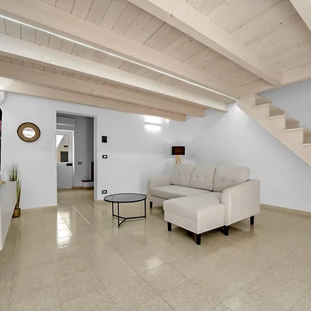 Incantevole Al Centro * スペッキア