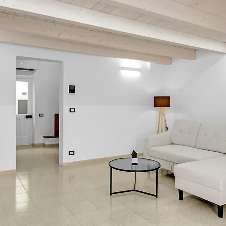 Incantevole Al Centro דירה *