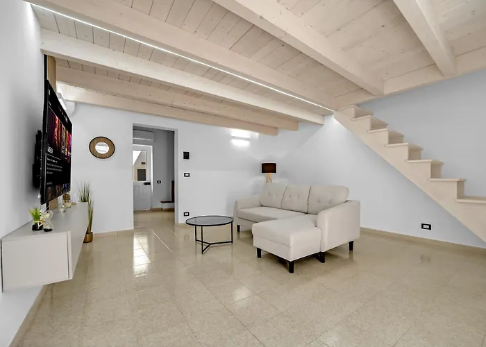 Incantevole Al Centro * Specchia